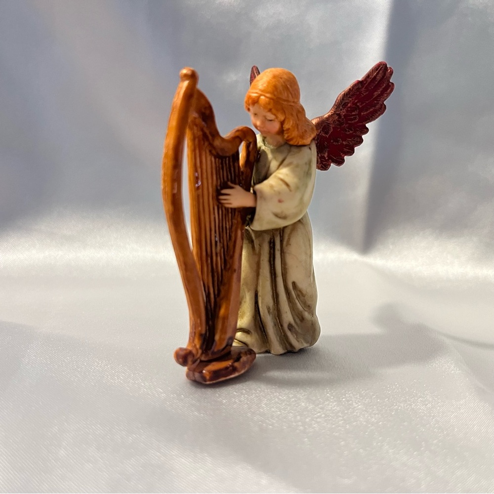 Moranduzzo • Nativity Angel‎ Playing Harp